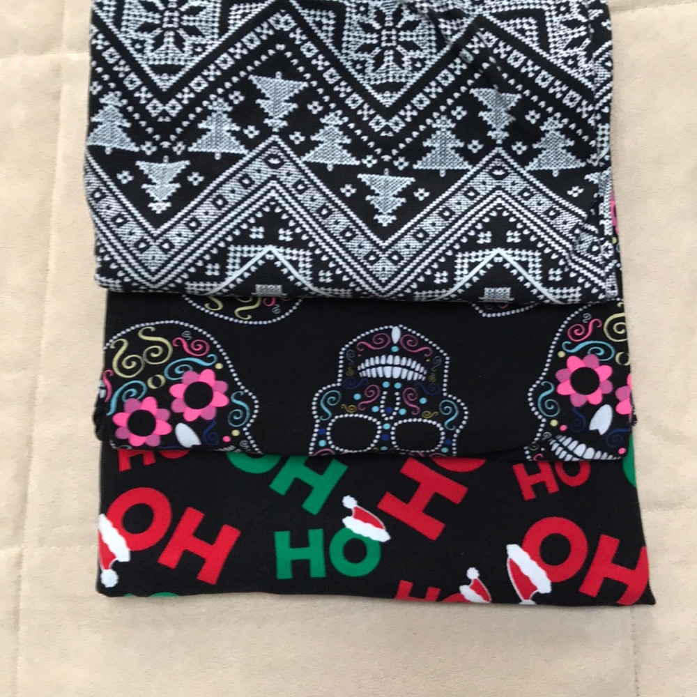 Lot of 3 pairs seasonal leggings